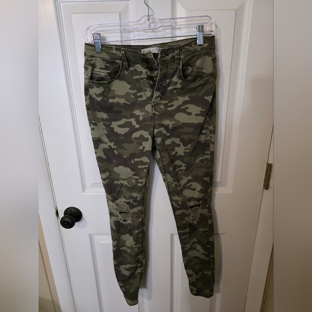 Camouflage Skinny Jeans